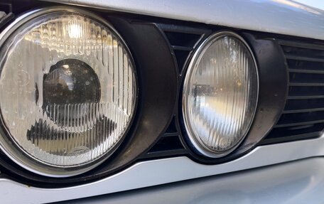 BMW 5 серия, 1989 год, 350 000 рублей, 13 фотография