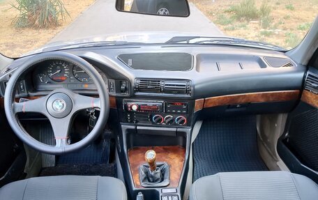 BMW 5 серия, 1989 год, 350 000 рублей, 8 фотография