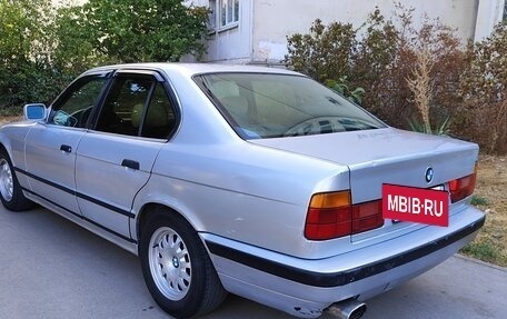 BMW 5 серия, 1989 год, 350 000 рублей, 4 фотография