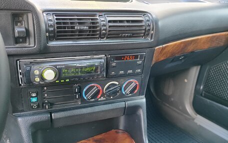 BMW 5 серия, 1989 год, 350 000 рублей, 18 фотография