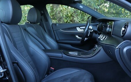 Mercedes-Benz E-Класс, 2021 год, 5 980 000 рублей, 15 фотография