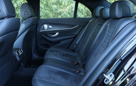 Mercedes-Benz E-Класс, 2021 год, 5 980 000 рублей, 10 фотография