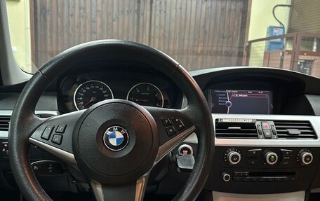 BMW 5 серия, 2009 год, 1 750 000 рублей, 9 фотография