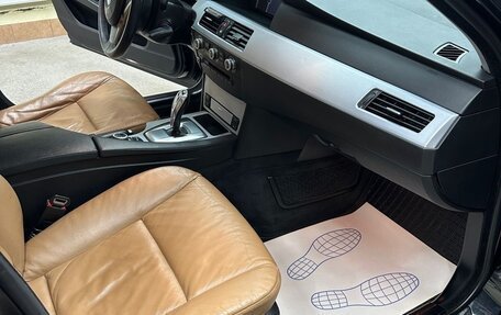 BMW 5 серия, 2009 год, 1 750 000 рублей, 11 фотография