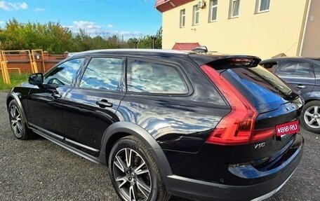 Volvo V90 Cross Country I рестайлинг, 2018 год, 3 490 000 рублей, 6 фотография