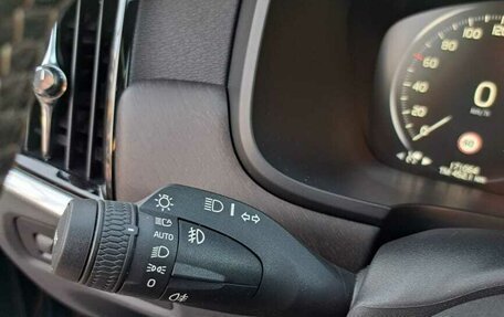 Volvo V90 Cross Country I рестайлинг, 2018 год, 3 490 000 рублей, 28 фотография