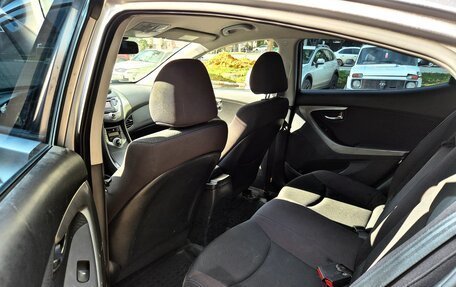 Hyundai Elantra V, 2012 год, 940 000 рублей, 12 фотография