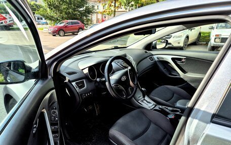 Hyundai Elantra V, 2012 год, 940 000 рублей, 11 фотография