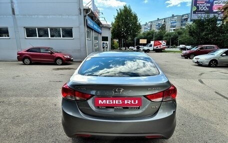 Hyundai Elantra V, 2012 год, 940 000 рублей, 4 фотография