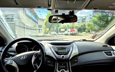 Hyundai Elantra V, 2012 год, 940 000 рублей, 13 фотография