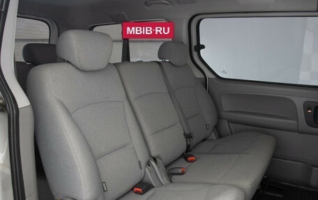 Hyundai H-1 II рестайлинг, 2018 год, 2 749 000 рублей, 18 фотография