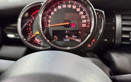 MINI Hatch, 2019 год, 2 300 000 рублей, 4 фотография