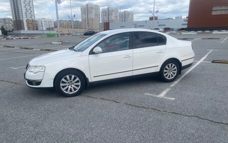 Volkswagen Passat B6, 2008 год, 570 000 рублей, 4 фотография