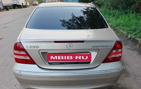 Mercedes-Benz C-Класс, 2004 год, 770 000 рублей, 4 фотография