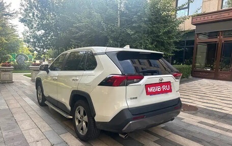 Toyota RAV4, 2021 год, 2 580 998 рублей, 7 фотография