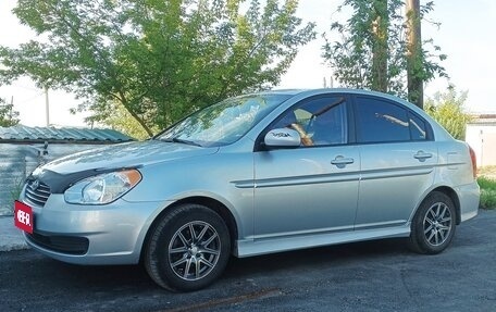 Hyundai Verna II, 2010 год, 590 000 рублей, 1 фотография