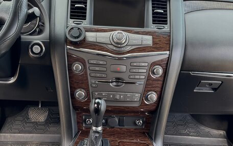 Nissan Patrol, 2011 год, 2 300 000 рублей, 24 фотография