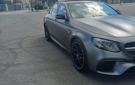 Mercedes-Benz E-Класс AMG, 2018 год, 8 500 000 рублей, 3 фотография