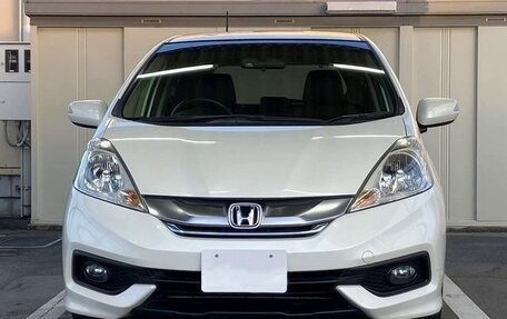 Honda Fit Shuttle I рестайлинг, 2015 год, 714 000 рублей, 2 фотография