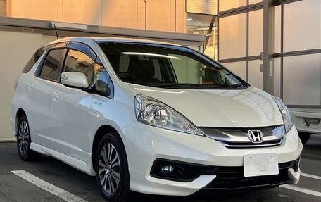 Honda Fit Shuttle I рестайлинг, 2015 год, 714 000 рублей, 3 фотография