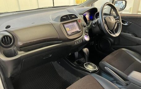 Honda Fit Shuttle I рестайлинг, 2015 год, 714 000 рублей, 13 фотография