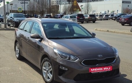 KIA cee'd III, 2019 год, 1 800 000 рублей, 2 фотография