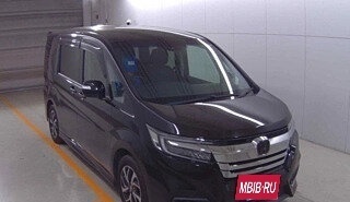 Honda Stepwgn IV, 2018 год, 1 850 000 рублей, 5 фотография