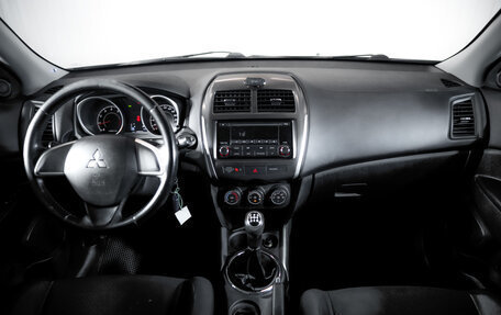 Mitsubishi ASX I рестайлинг, 2013 год, 1 139 000 рублей, 13 фотография