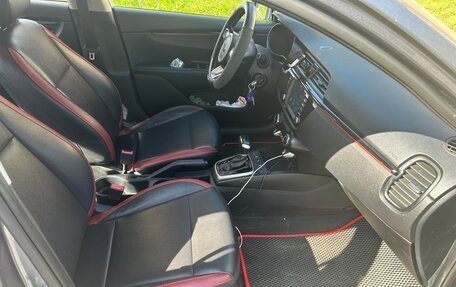 KIA Rio IV, 2019 год, 1 570 000 рублей, 10 фотография