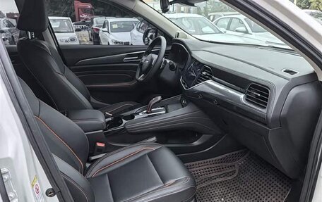 Haval F7 I, 2022 год, 1 290 000 рублей, 9 фотография