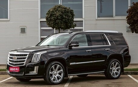 Cadillac Escalade IV, 2016 год, 3 495 000 рублей, 1 фотография