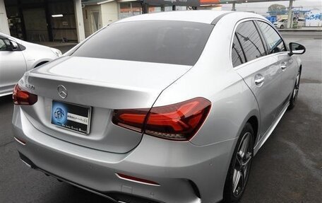 Mercedes-Benz A-Класс, 2022 год, 2 100 000 рублей, 6 фотография