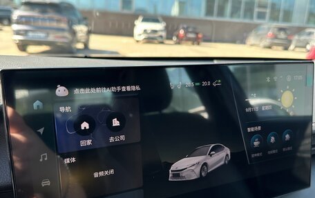 Toyota Camry, 2025 год, 4 300 000 рублей, 14 фотография