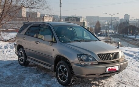 Toyota Harrier, 1999 год, 800 000 рублей, 8 фотография
