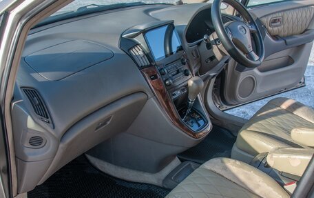 Toyota Harrier, 1999 год, 800 000 рублей, 17 фотография