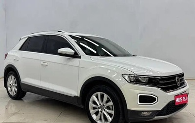 Volkswagen T-Roc I, 2021 год, 1 205 000 рублей, 1 фотография