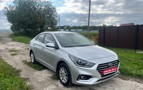 Hyundai Solaris II рестайлинг, 2019 год, 1 220 000 рублей, 1 фотография