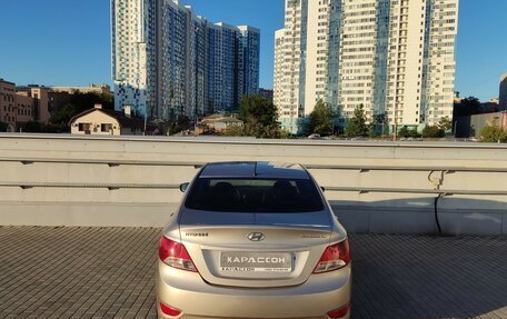 Hyundai Solaris II рестайлинг, 2011 год, 570 000 рублей, 4 фотография