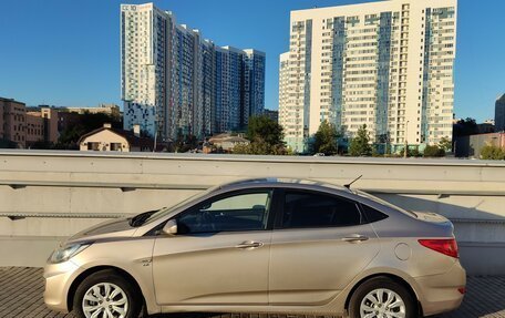 Hyundai Solaris II рестайлинг, 2011 год, 570 000 рублей, 5 фотография