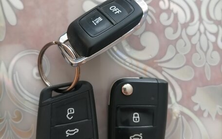 Skoda Karoq I, 2020 год, 2 250 000 рублей, 13 фотография