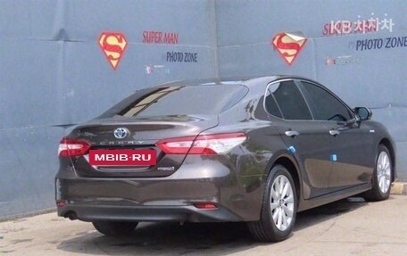 Toyota Camry, 2022 год, 2 980 000 рублей, 4 фотография