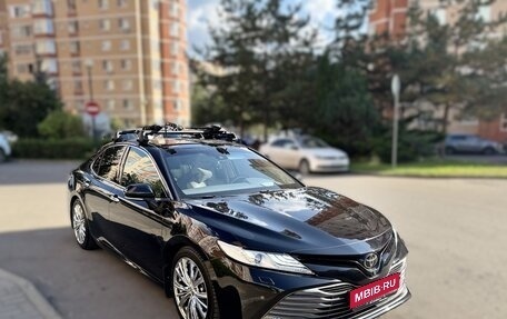 Toyota Camry, 2019 год, 4 150 000 рублей, 1 фотография