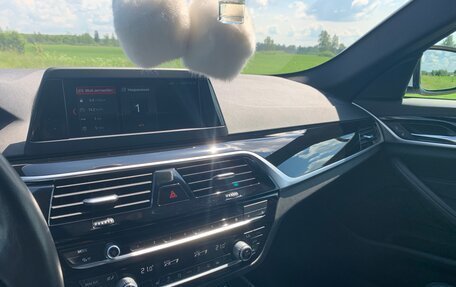 BMW 5 серия, 2019 год, 3 000 000 рублей, 10 фотография