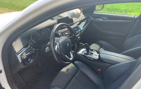BMW 5 серия, 2019 год, 3 000 000 рублей, 17 фотография