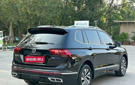 Volkswagen Tiguan II, 2022 год, 2 100 777 рублей, 4 фотография