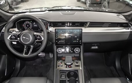 Jaguar F-Pace, 2024 год, 11 100 000 рублей, 7 фотография