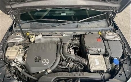 Mercedes-Benz A-Класс, 2022 год, 2 100 000 рублей, 18 фотография