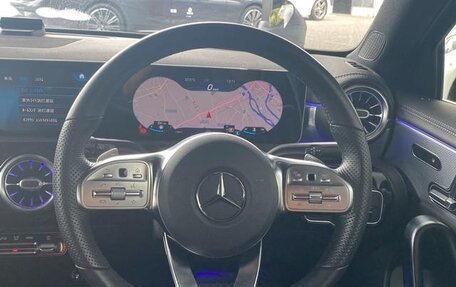 Mercedes-Benz A-Класс, 2022 год, 2 100 000 рублей, 32 фотография