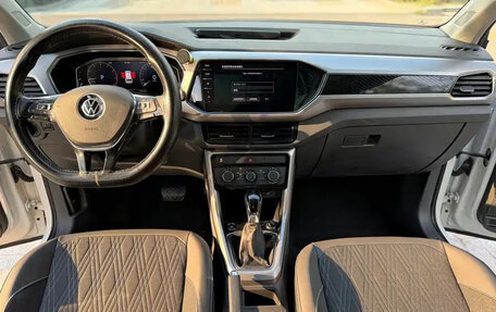 Volkswagen T-Cross I, 2022 год, 1 300 777 рублей, 5 фотография