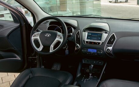 Hyundai ix35 I рестайлинг, 2013 год, 1 195 000 рублей, 16 фотография